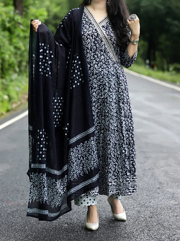 Black Cotton Naira Printed Kurti With Pant & Dupatta