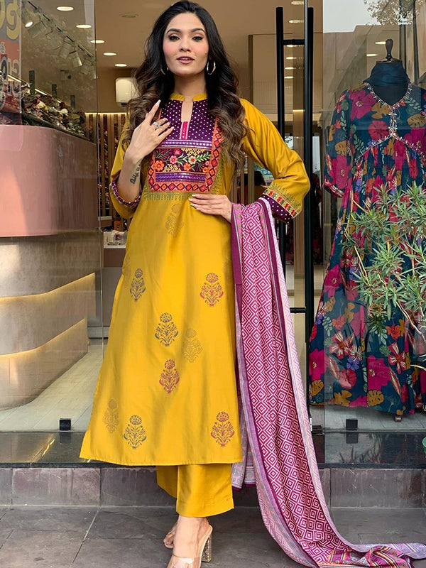 Mustard Taby Printed Kurti With Pant & Dupatta Set