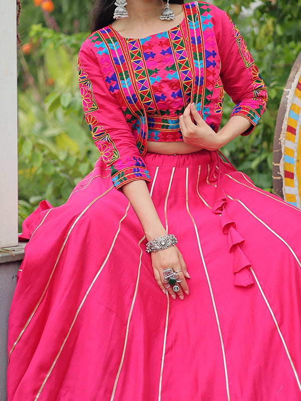 Pink Koti Pattern Kutchi Gamthi Work Blouse With Lehenga