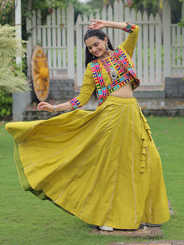 Parrot Green Koti Pattern Kutchi Gamthi Work Blouse With Lehenga