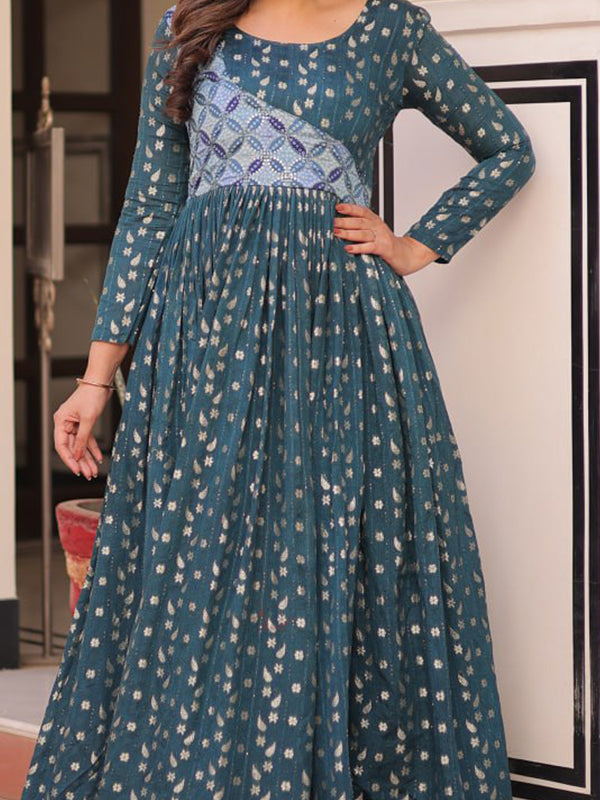 Rama Weaving Position Print Jacquard Gown