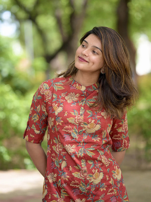 Maroon Floral Printed Mandarin Collar A-Line Kurti With Pant