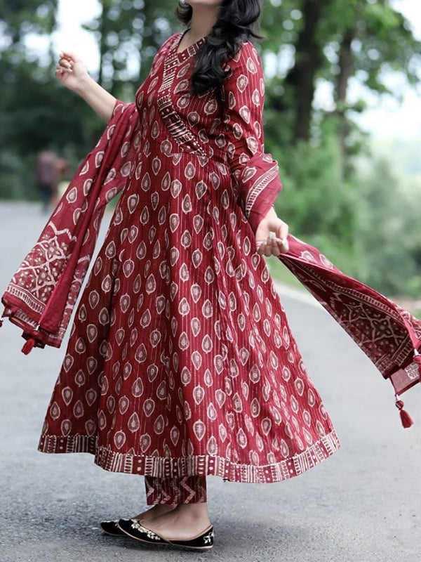 Maroon Naira Printed Kurti With Pant & Dupatta