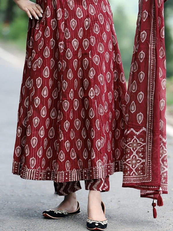 Maroon Naira Printed Kurti With Pant & Dupatta